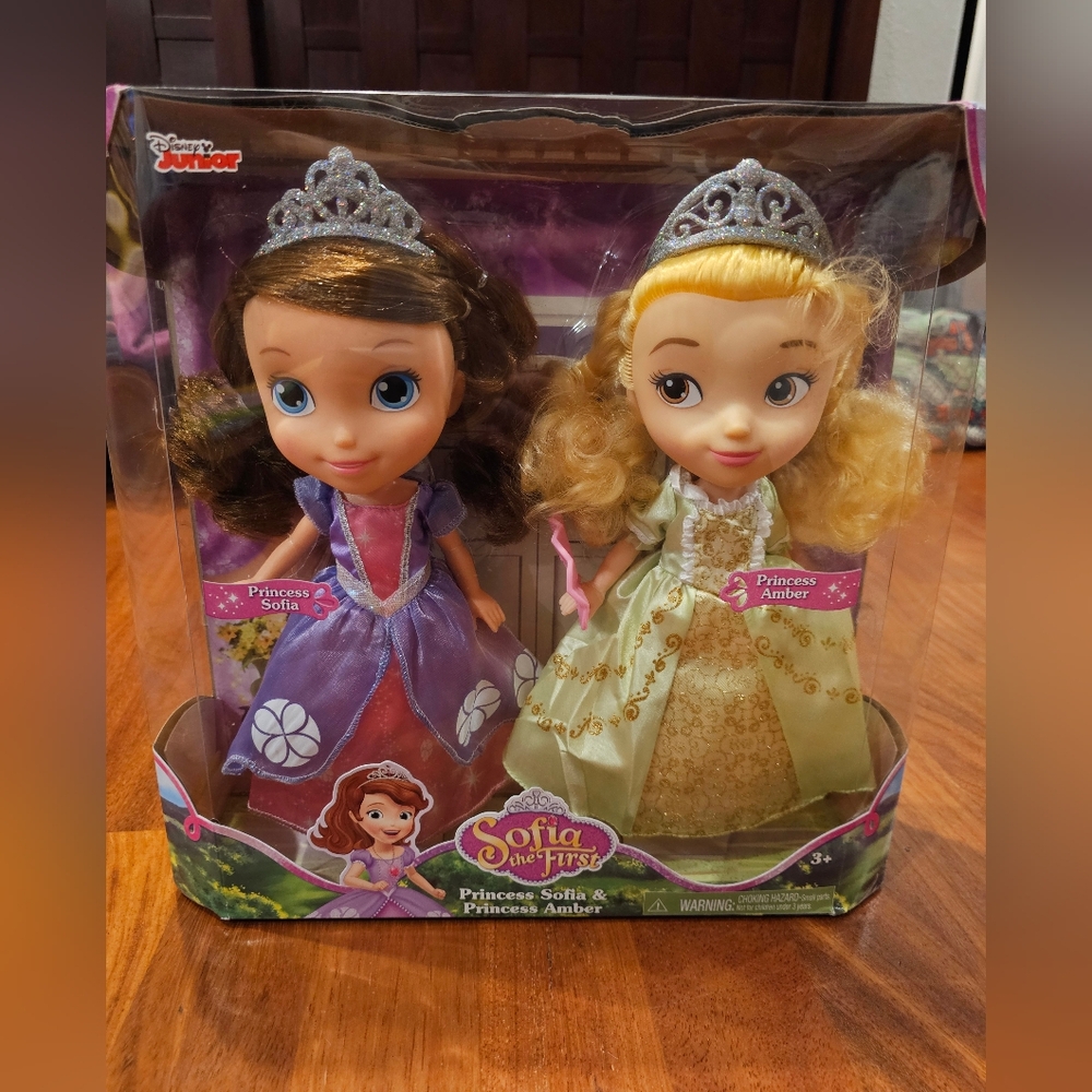 Brand new in box, Sofia the First- Princess Sophia and Princess Amber Doll